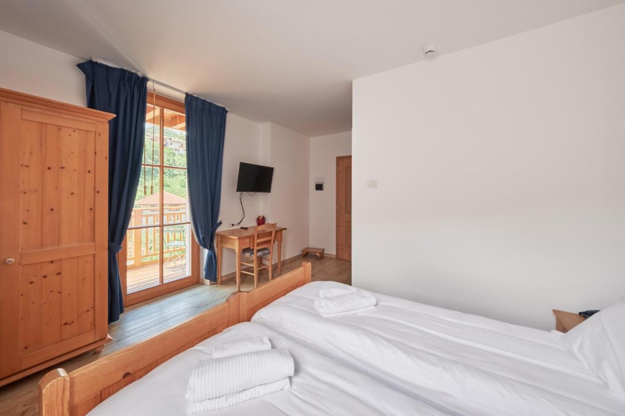 Hotel Bed & Bike Ledro Molina di Ledro Exterior photo